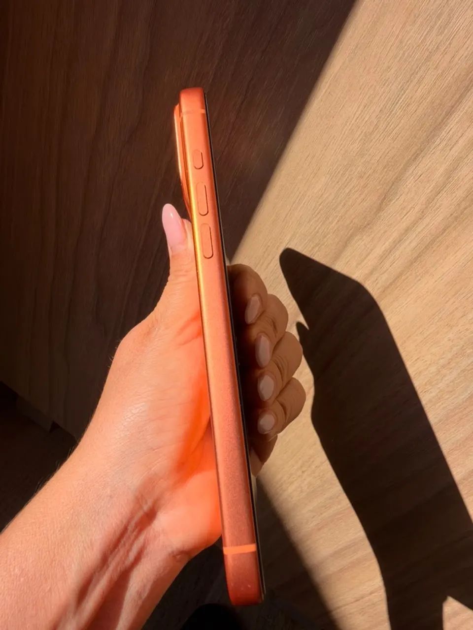 Venda de IPhone 17 Pro Max 256 - bateria 100%  - Foto 2