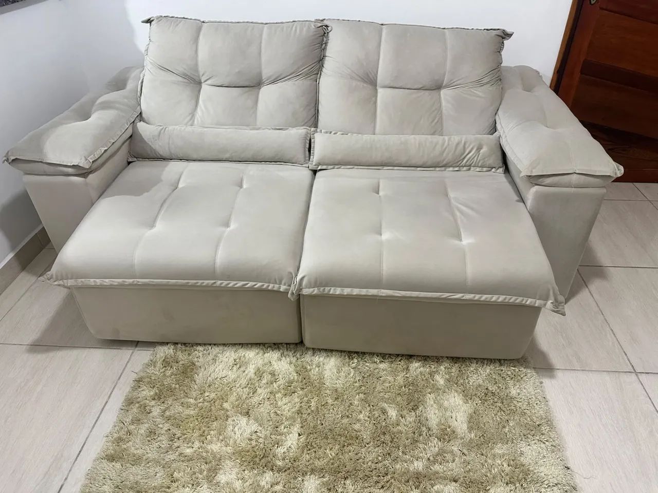 Sofá retrátil e reclinável novo - Foto 2
