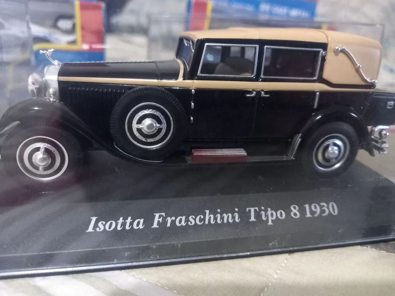 Miniatura Isotta Fraschini Tipo 8 1930 escala 1/43