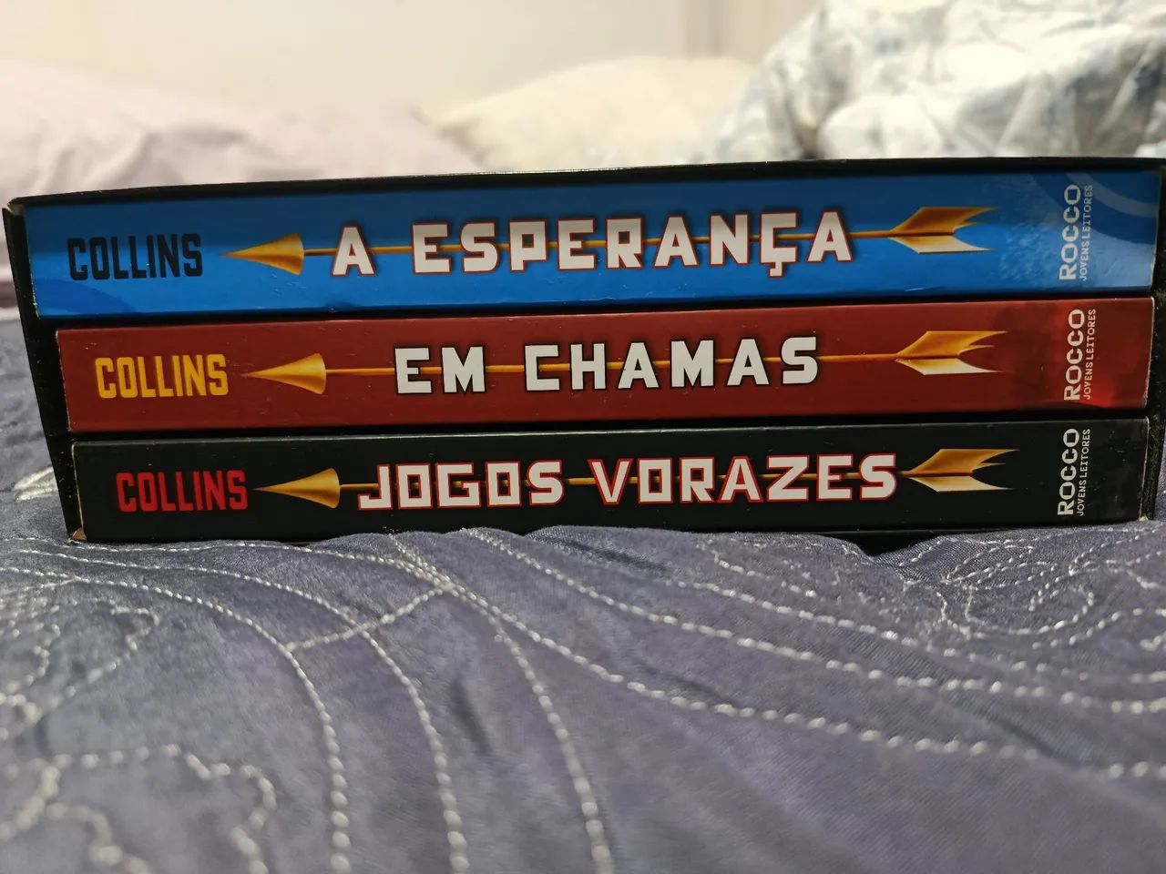 BOX JOGOS VORAZES (usado)