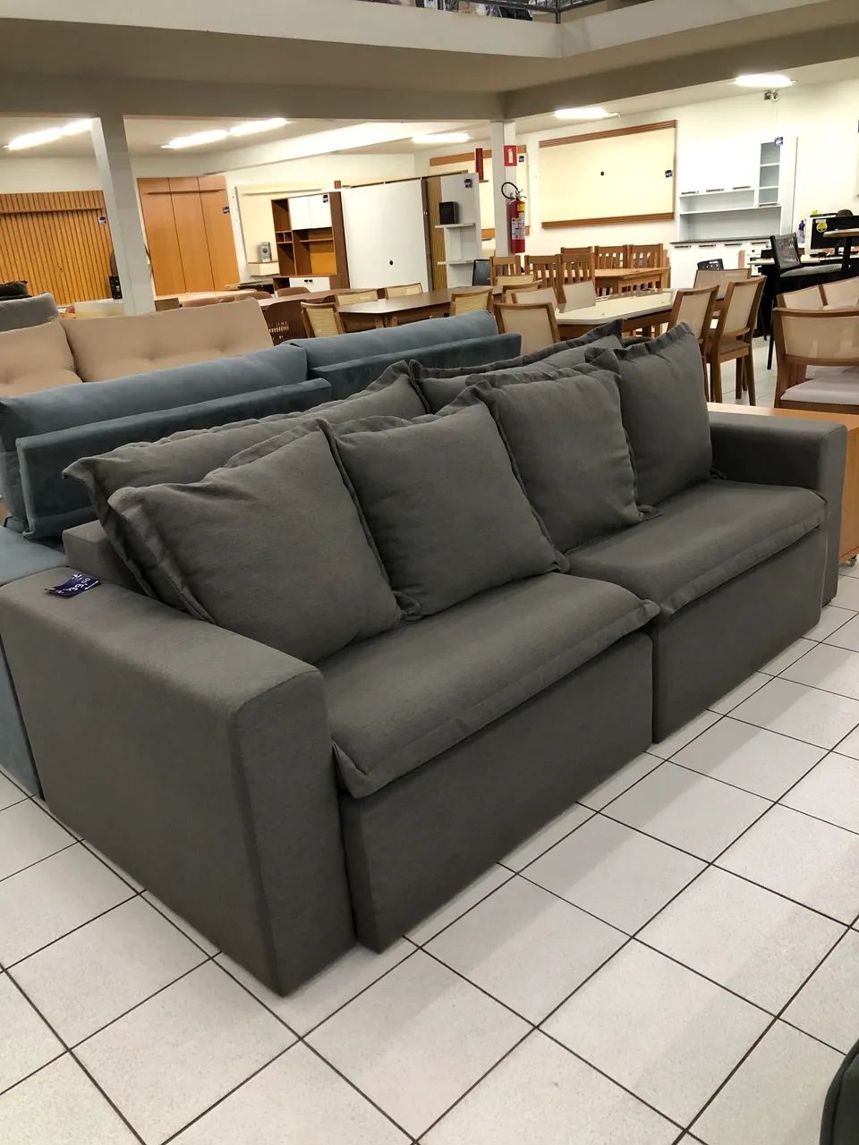 Sofa 2,40 retratil linho NOVO - Foto 2