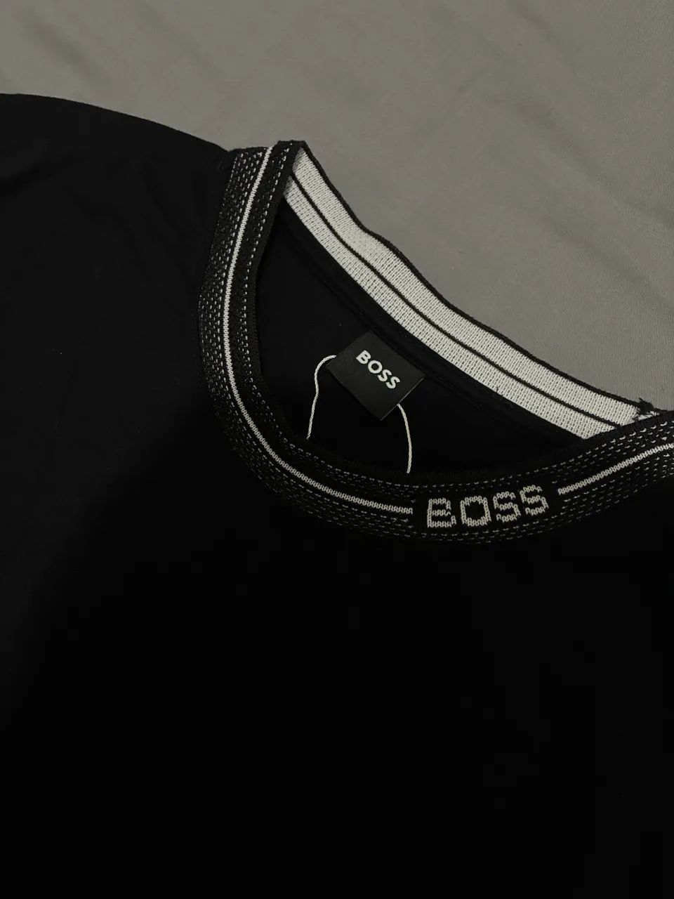 Camiseta Hugo Boss original  - Foto 2