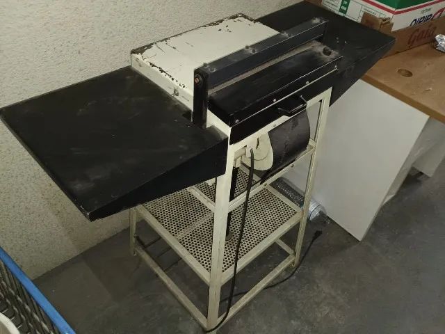 perfuradora de papel para encadernação - Foto 4