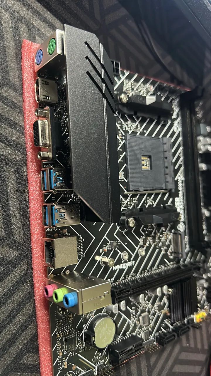 PLACA MÃE A520 - Foto 2