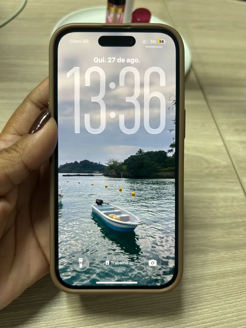 iPhone 15 128GB Branco - Impecável - Foto 4
