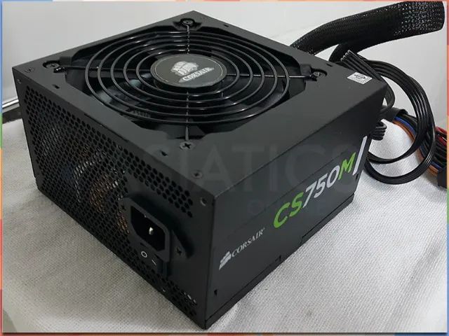 Fonte Corsair cs750m