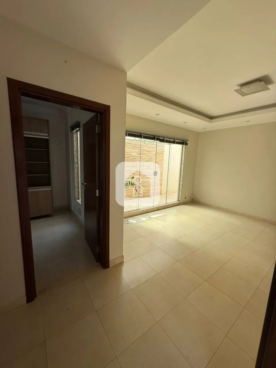 EXCELENTE CASA ÓTIMA LOCALIZAÇÃO BAIRRO BOSQUE - Foto 3