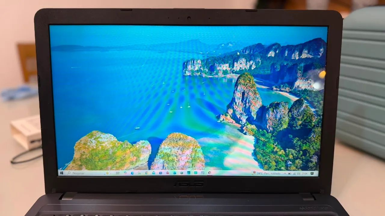 Notebook Asus X543U Core i5  - Foto 4
