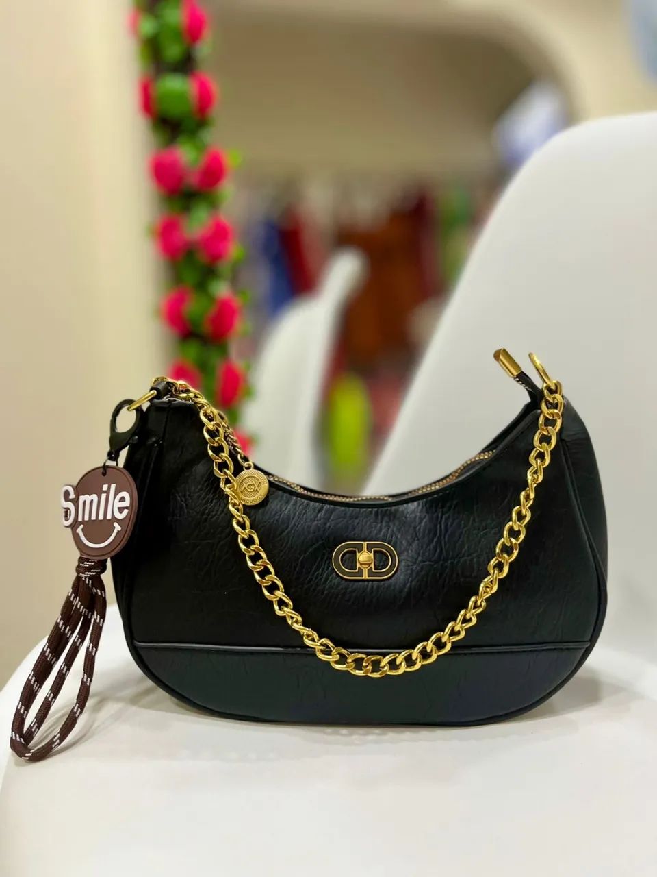 Bolsa feminina meia lua nova  - Foto 2