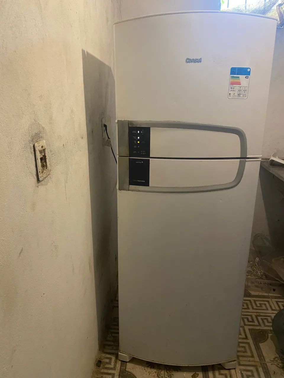  Vendo geladeira funcionando perfeitamente  - Foto 2