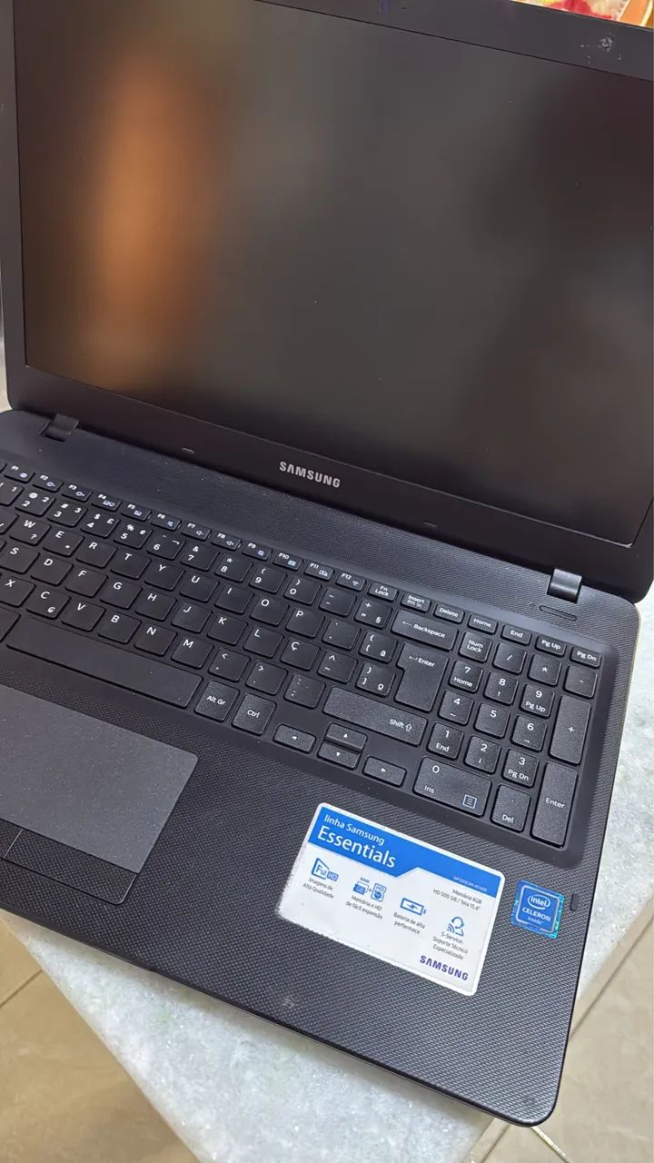 Vendo notebook Samsung - Foto 2
