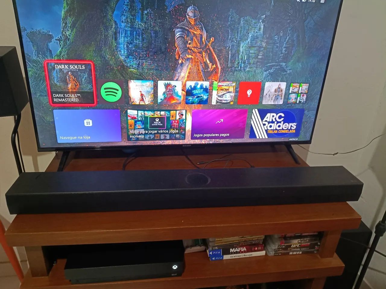 Xbox one X bem conservado com SSD sata 1 tera - Foto 3