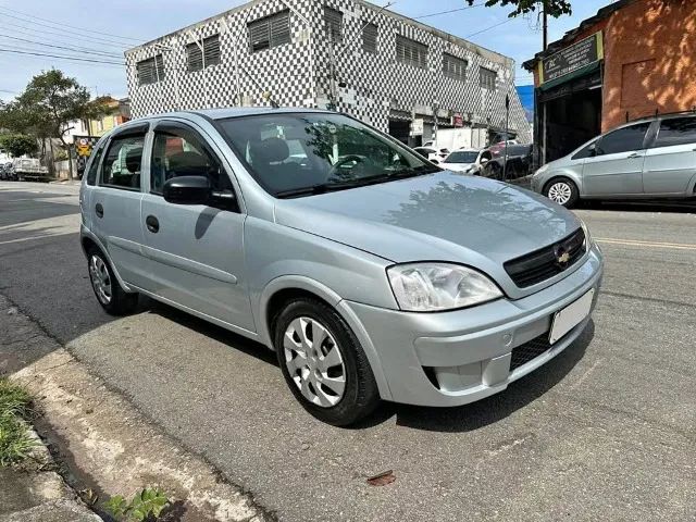 Chevrolet Classic 2011