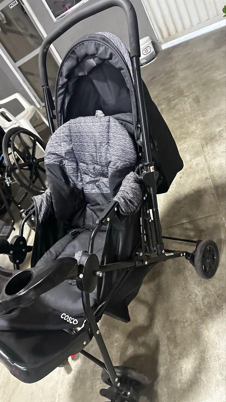 Carrinho de bebê Cosco com bebê conforto - Foto 3