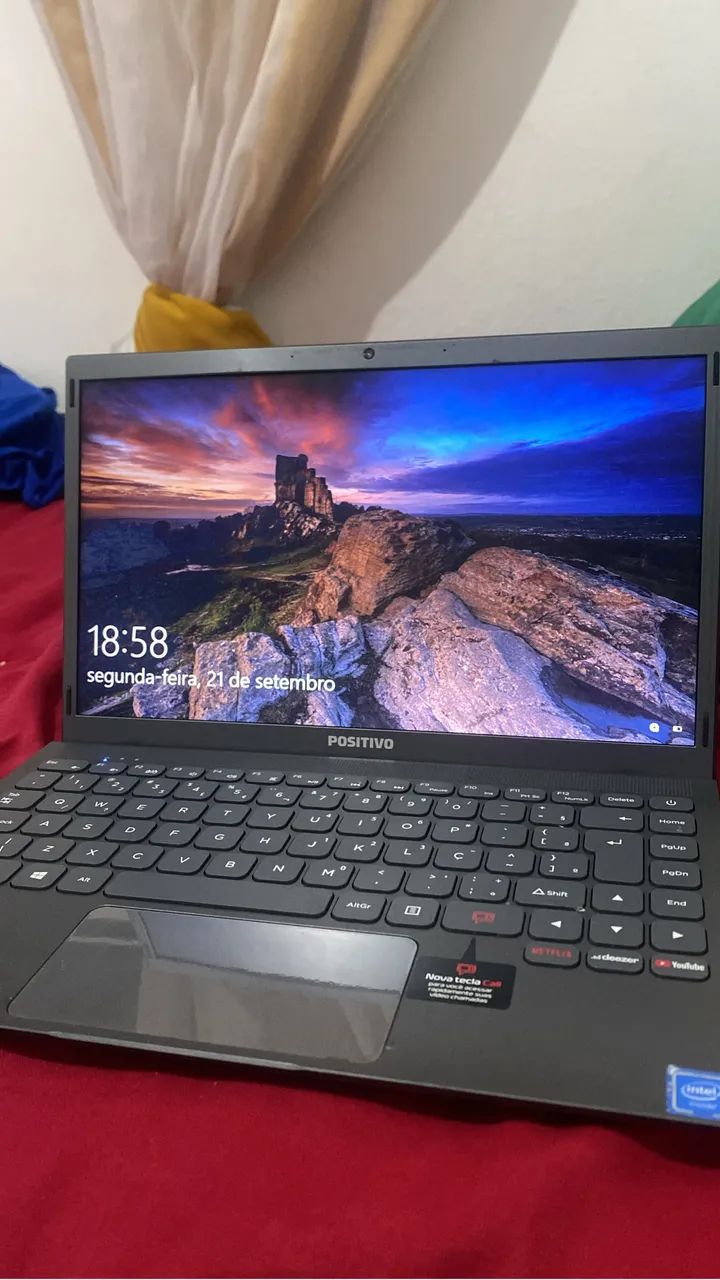 Notebook Positivo 