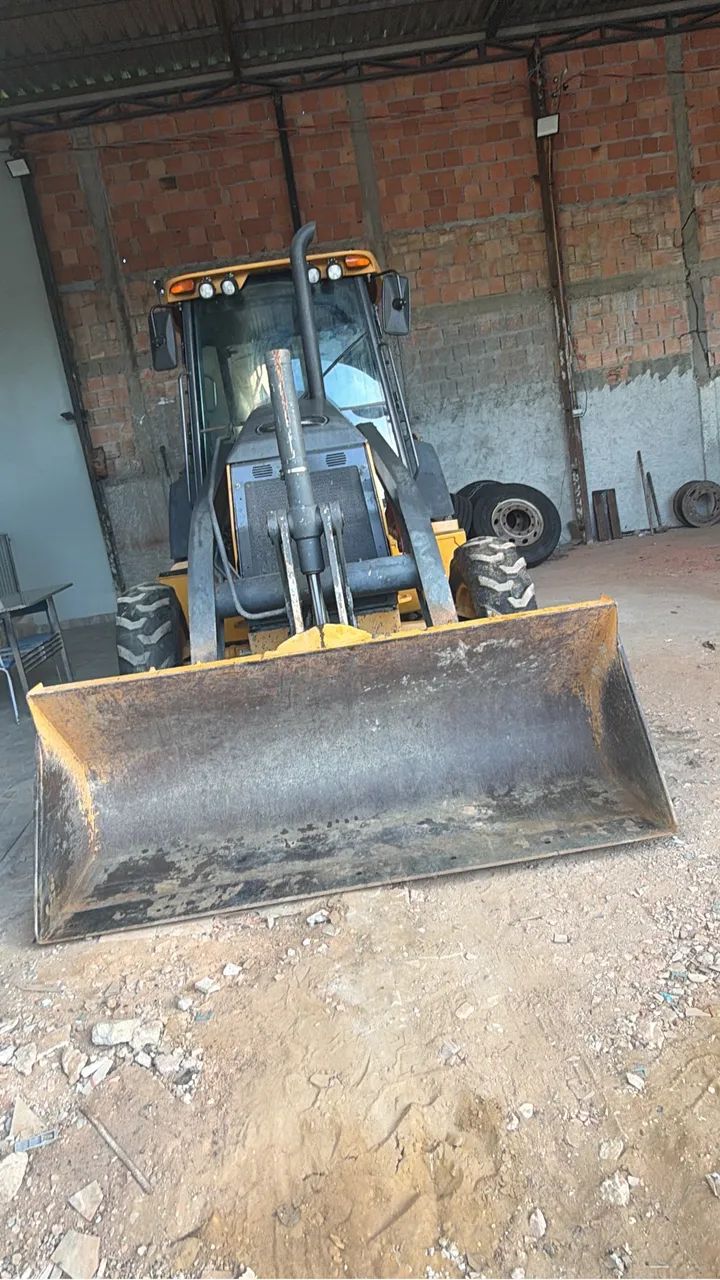 Retro escavadeira Jhon Deere 2022 - Foto 4