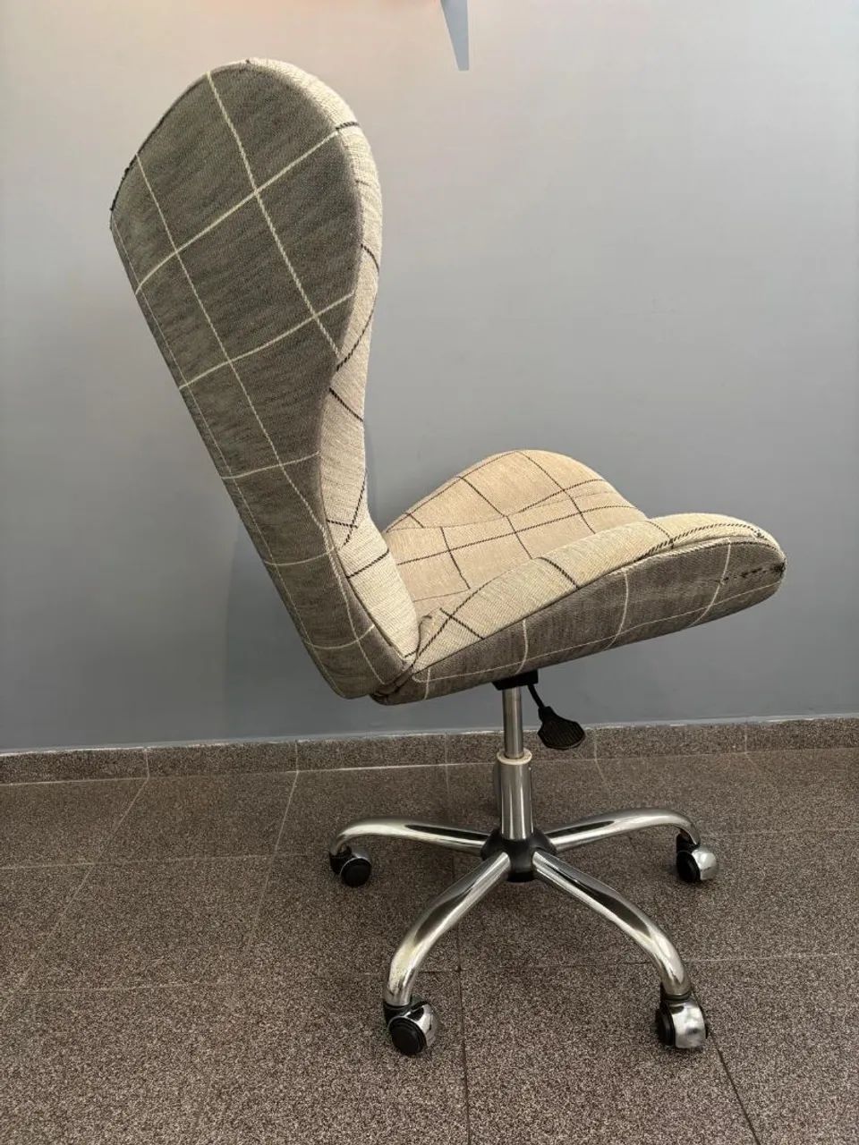 Cadeira design executiva  - Foto 3