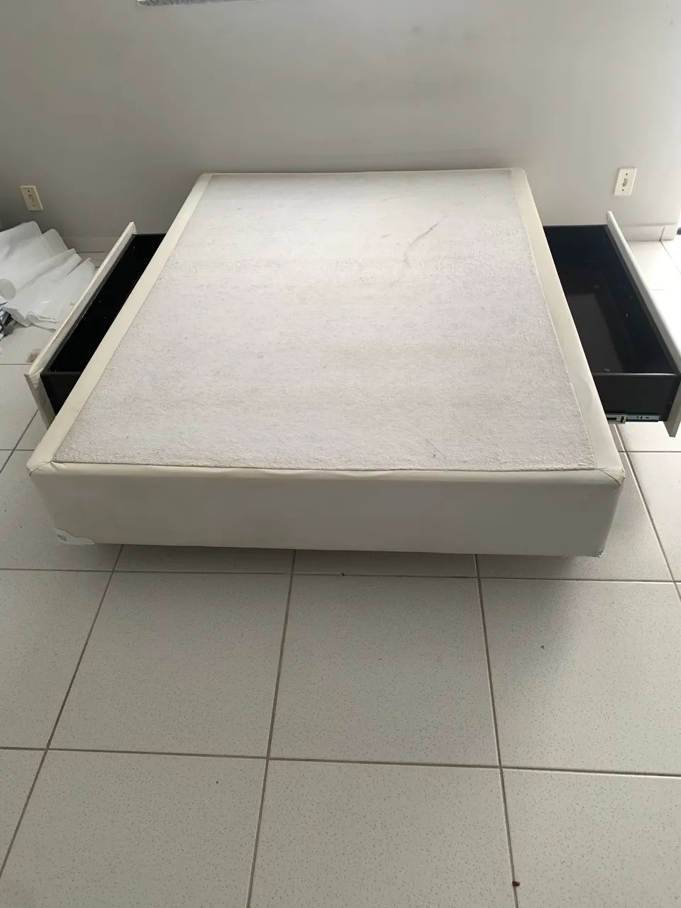 Base de cama box casal com 2 gavetas 