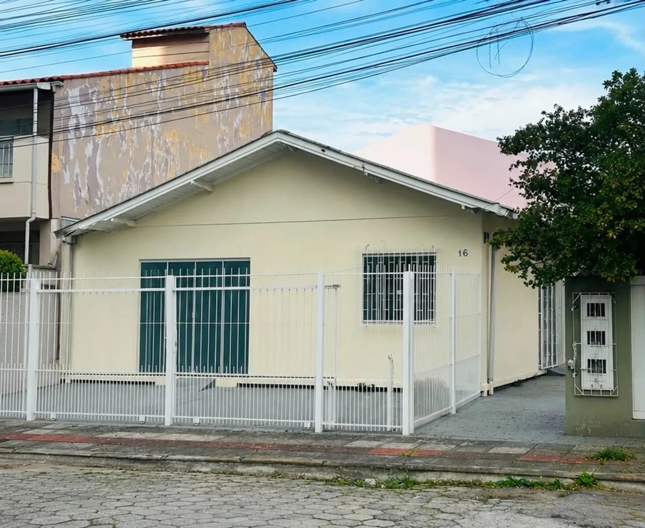 Casa Comercial Kobrasol - São José