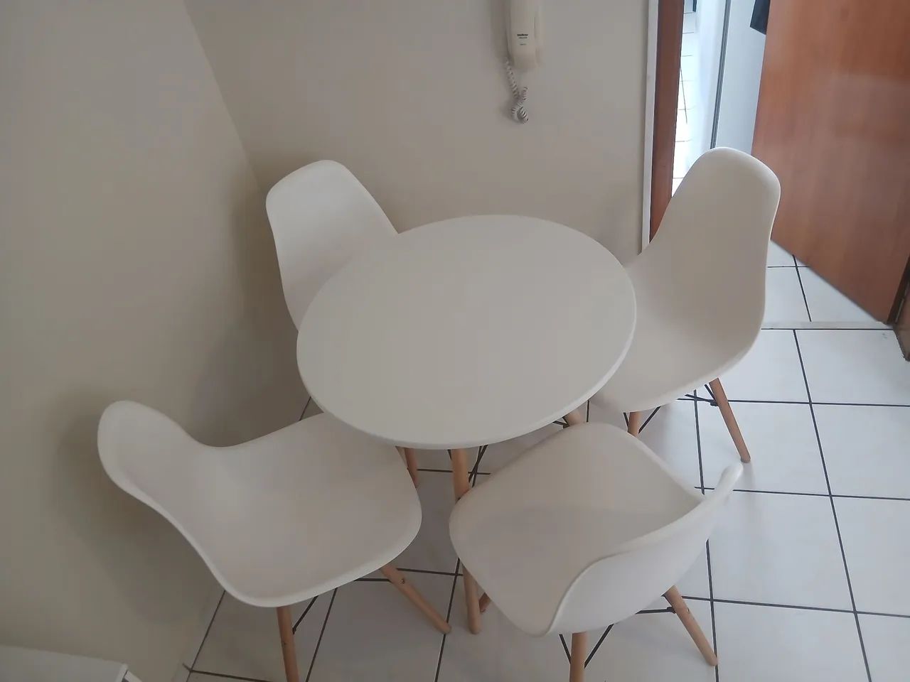 Mesa de Jantar 4 Cadeiras - Foto 3