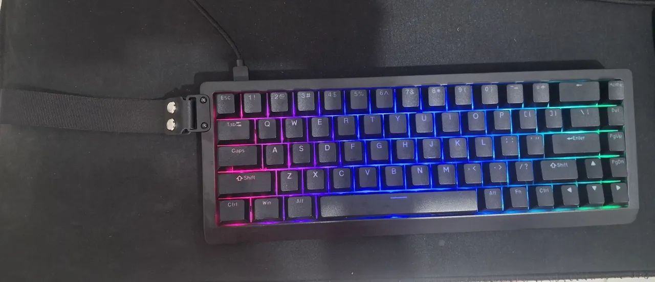 Teclado Epomaker HE68 Lite 