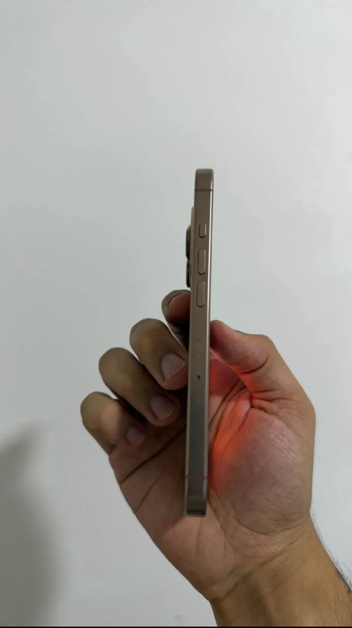 VENDO IPHONE 16 PRO 128GB  - Foto 3