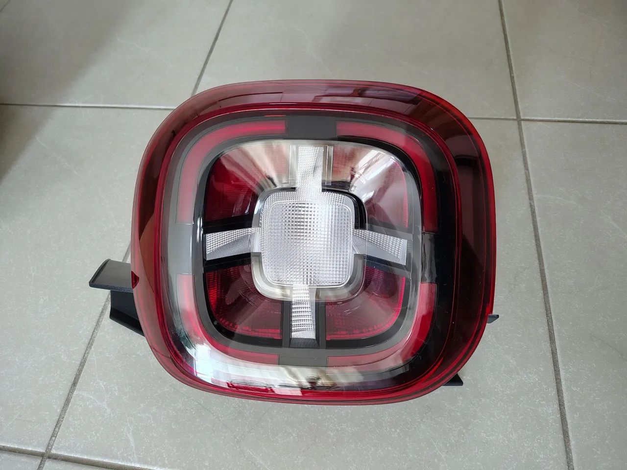 Lanterna Traseira DUSTER 23/24 - Foto 4