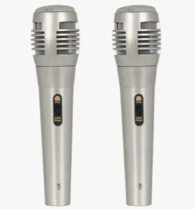 Kit 2 microfones profissionais unidirecional com fio (XLR para P10)