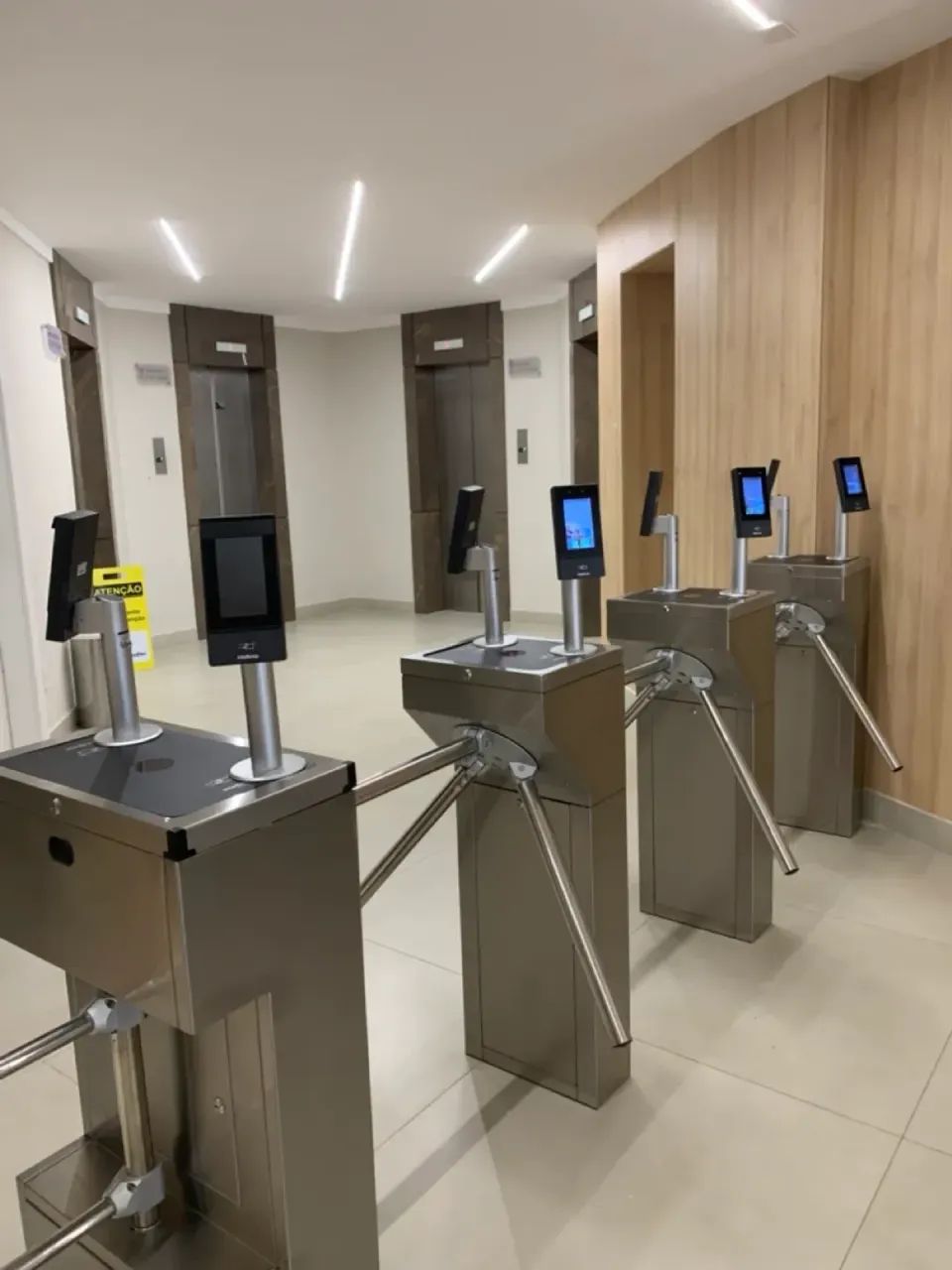 SALA COMERCIAL NO 12º ANDAR | VISTA MAR E RIO - Foto 5