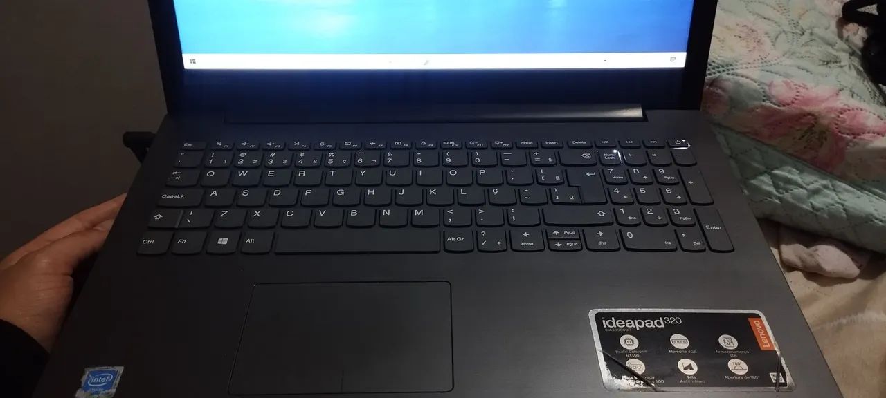 VENDO NOTEBOOK LENOVO IDEAPAD 320 - Foto 3