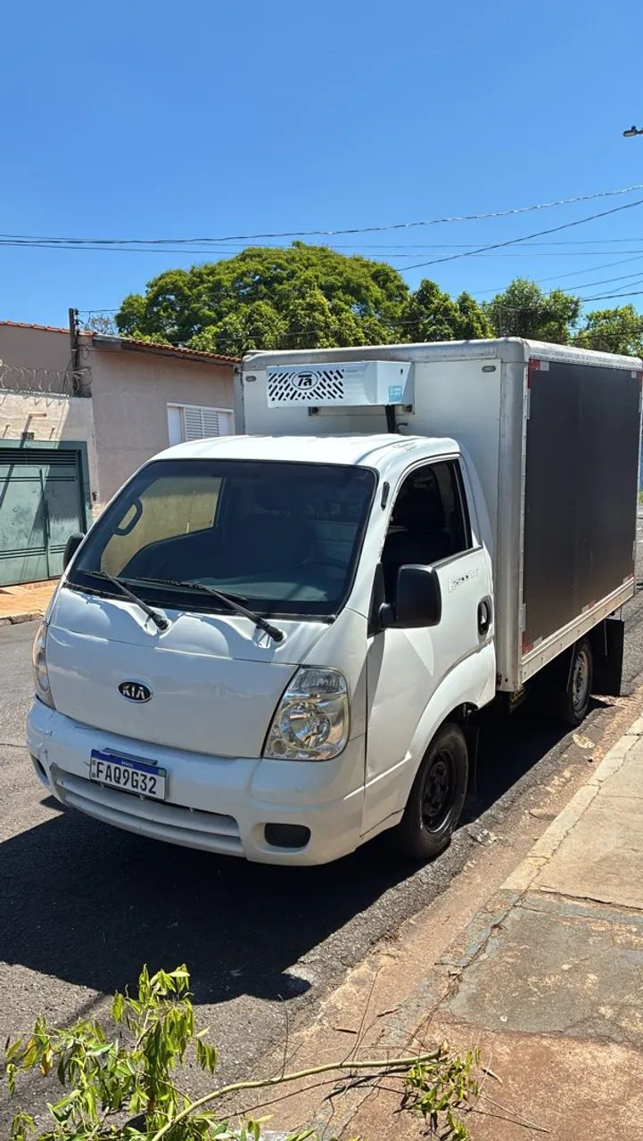 KIA Bongo Bongo K-2500 2.5 4x2 TB Diesel 2012