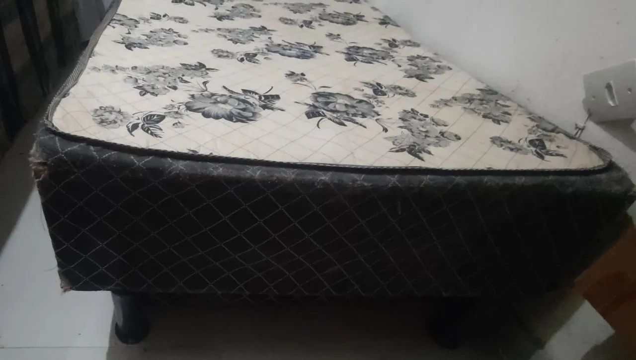 Cama de solteiro 