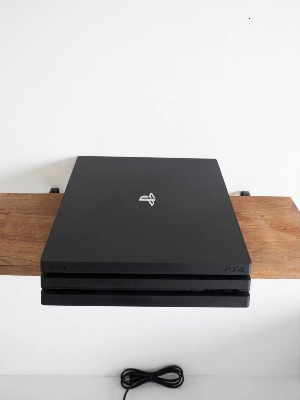 Ps4 Pro 1TB - Foto 2