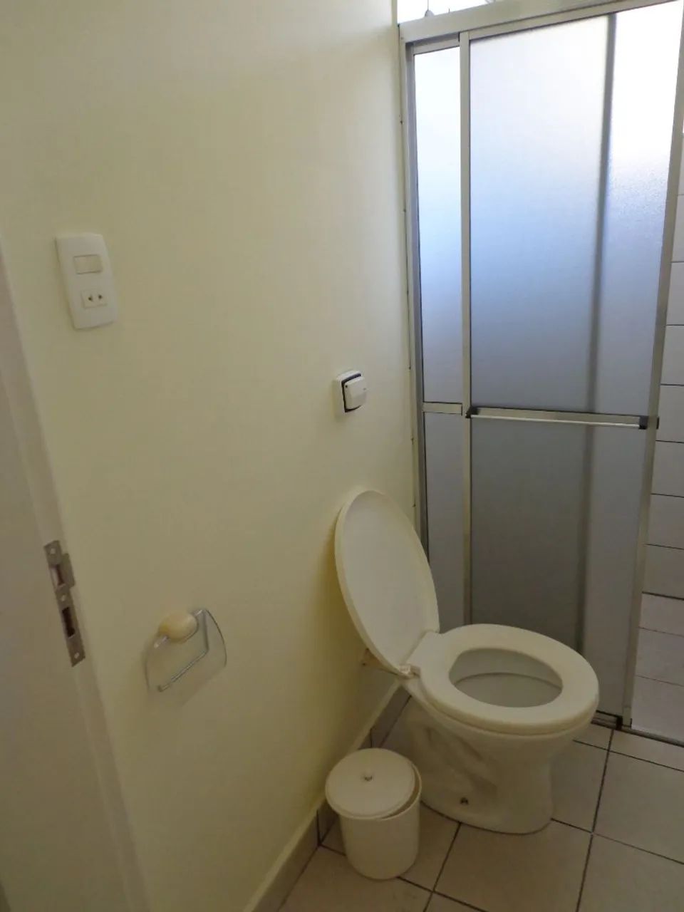Kitnet mobiliada próximo da PUC, terminal-SP de ônibus e Rodoviária de Sorocaba. Centro. - Foto 2