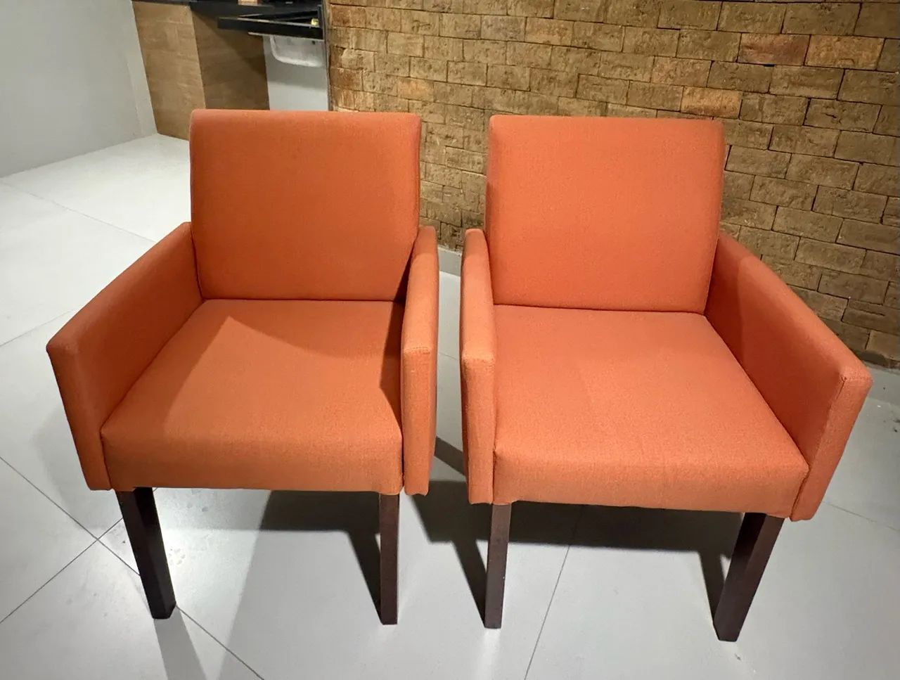Duas Poltronas Lindíssimas 