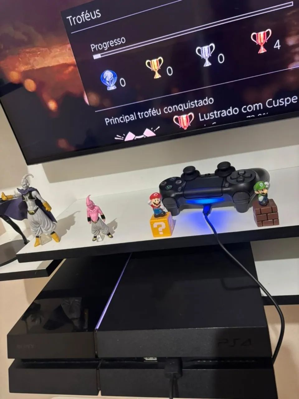 PS4 flat 1 controle e 2 jogos internos 