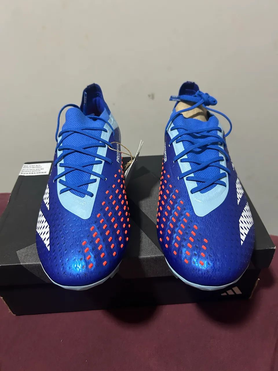 Chuteira Adidas Predator azul - Foto 2