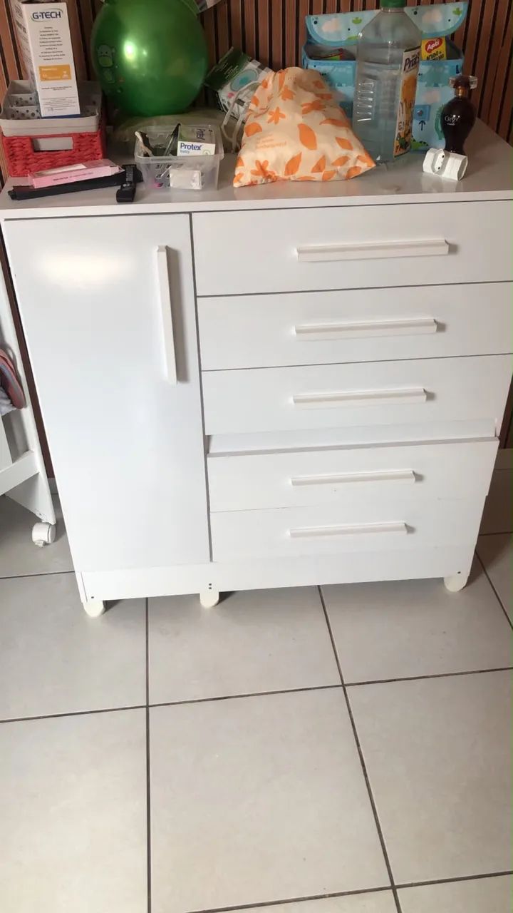 Vendo cômoda de bebê 