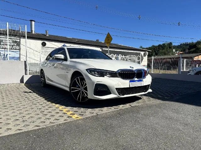 BMW 330E M Sport 2.0 Turbo Híbrido AU 2022