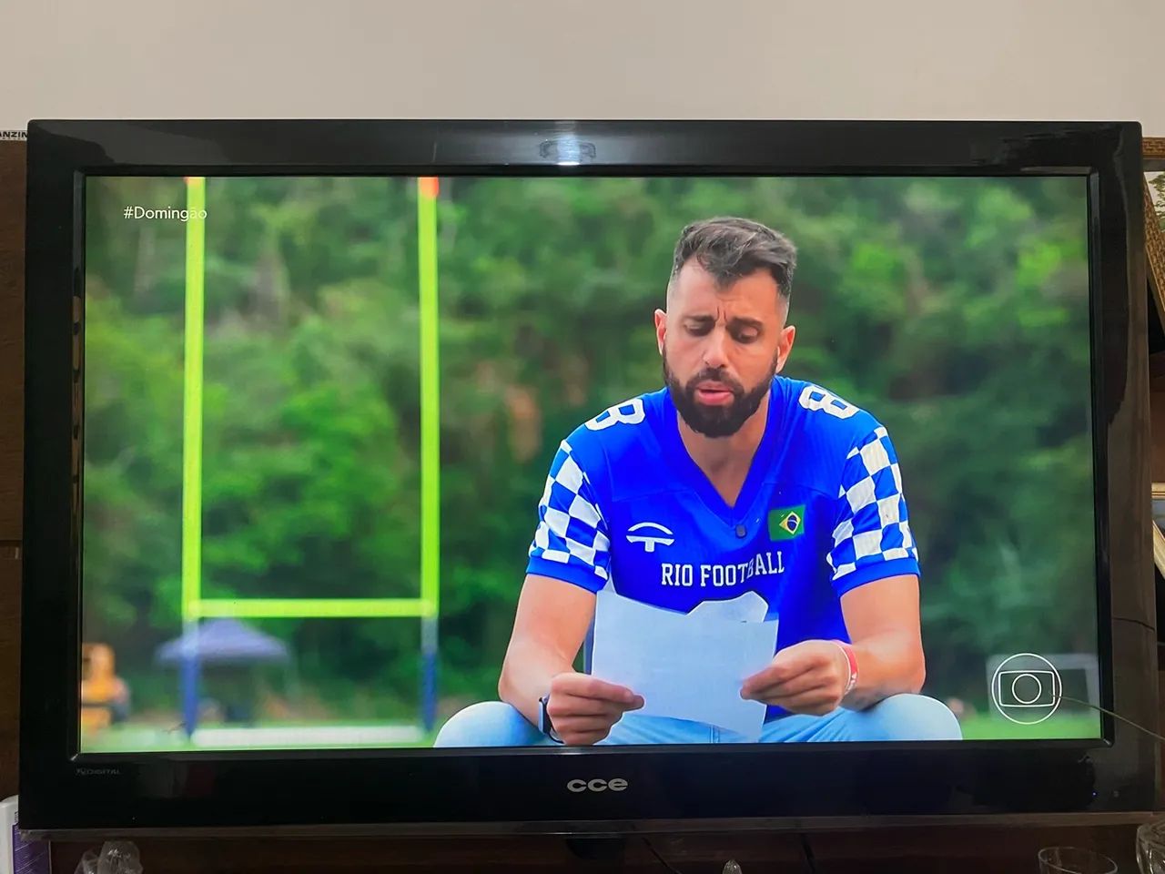 Tv CCE 42 polegadas 