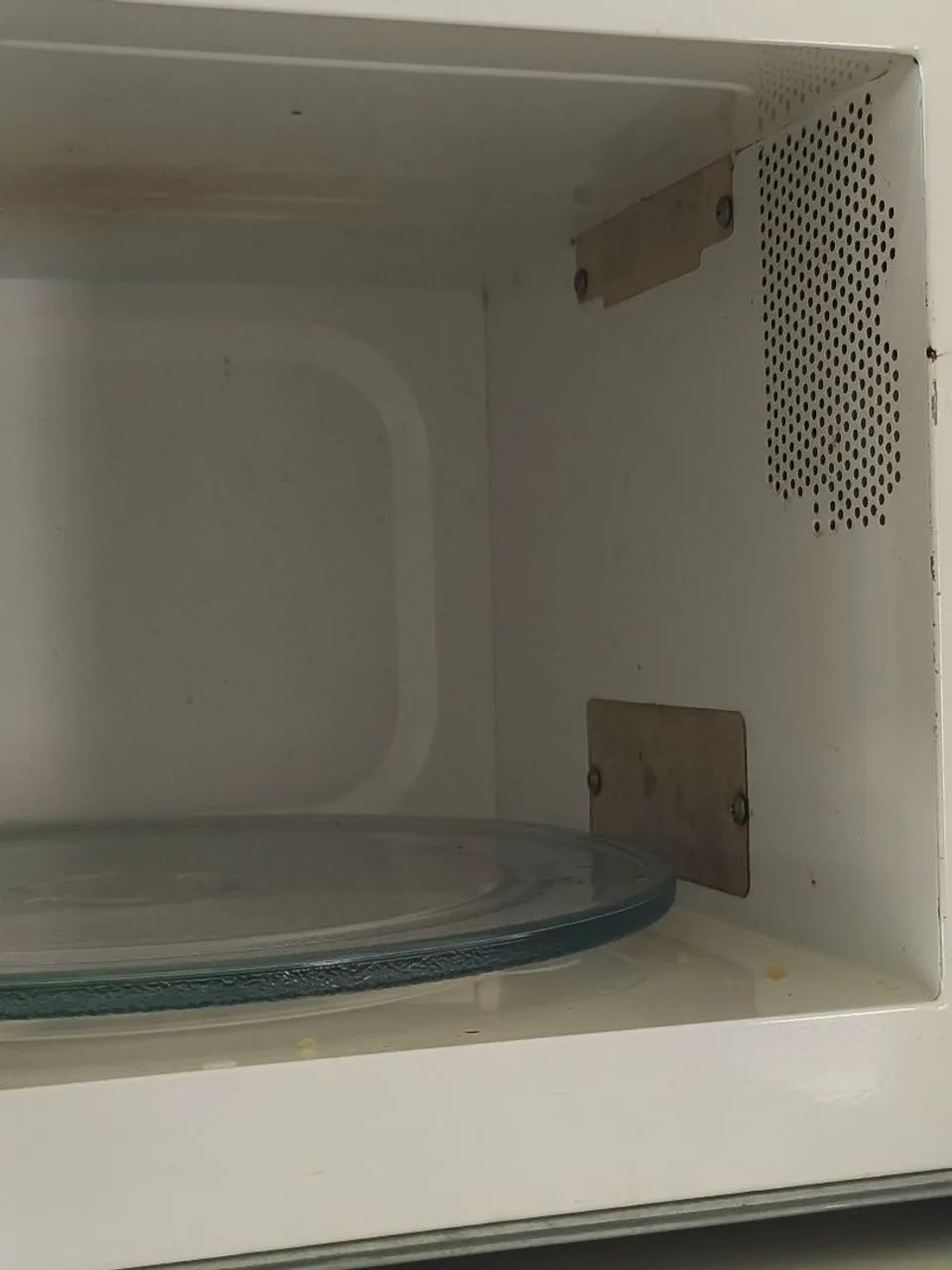 Microondas Brastemp 27 litros funcionando perfeitamente  - Foto 5