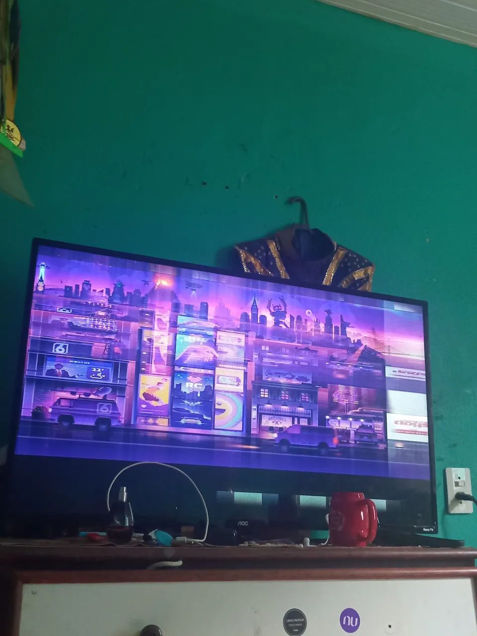 A Smart TV 42" AOC Roku  - Foto 3
