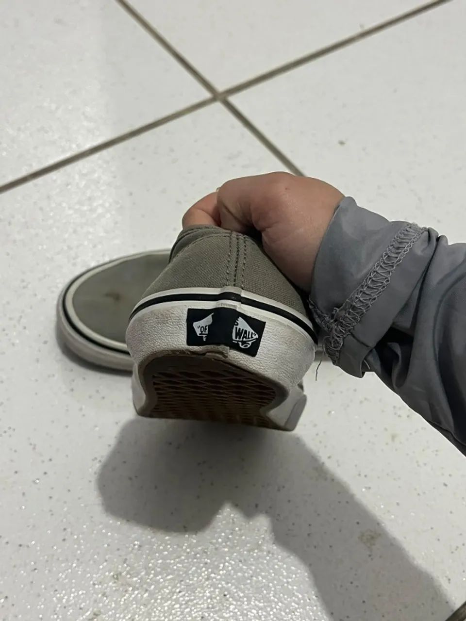 Tênis Vans Cinza Original - Tamanho 35 - Foto 2