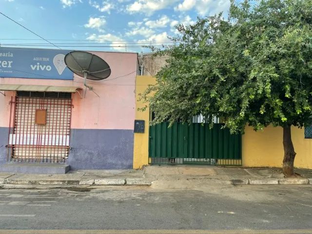 CASA E SALÃO COMERCIAL A VENDA NO JARDIM RENASCER 