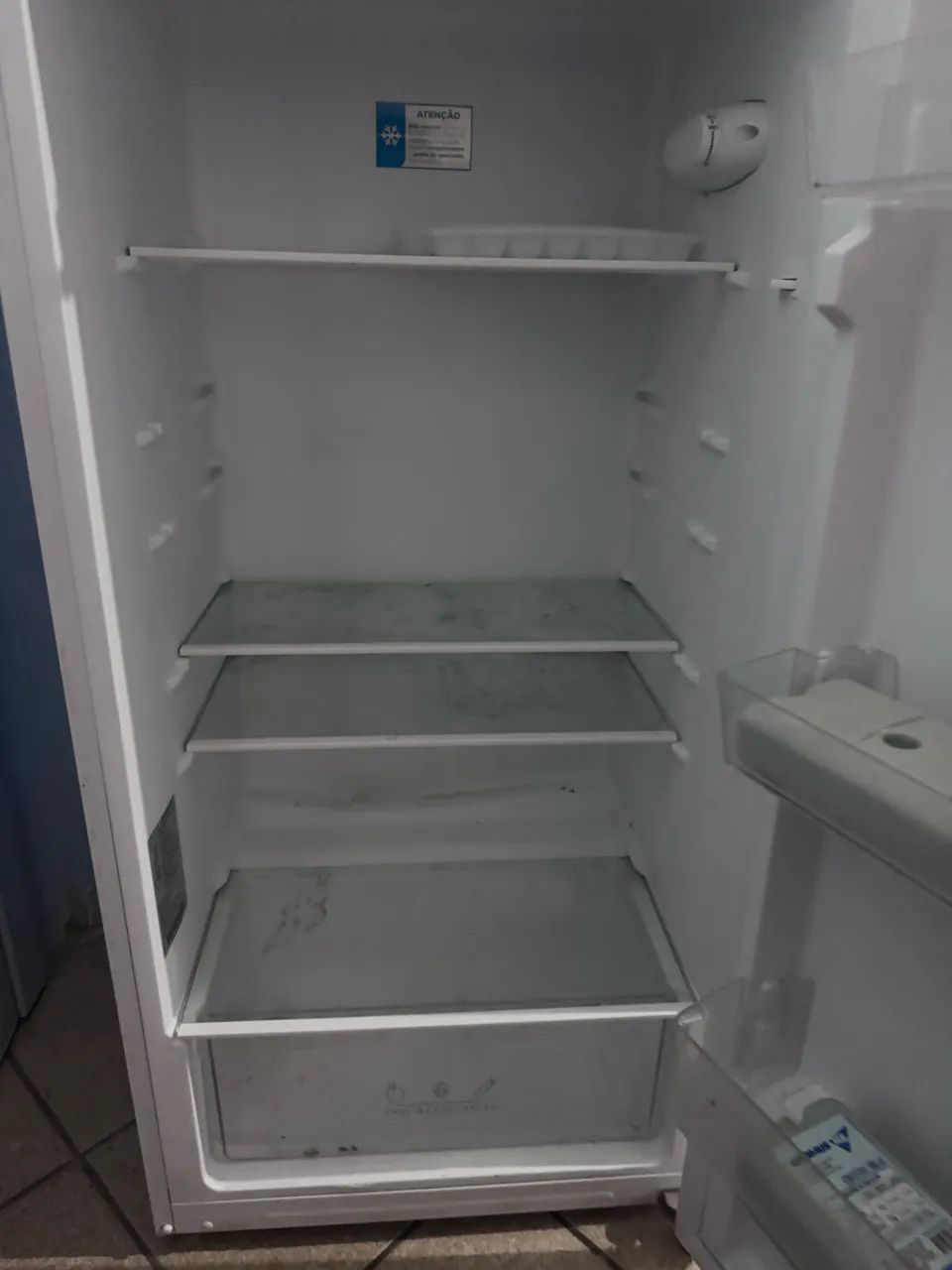 Geladeira semi nova - Foto 4