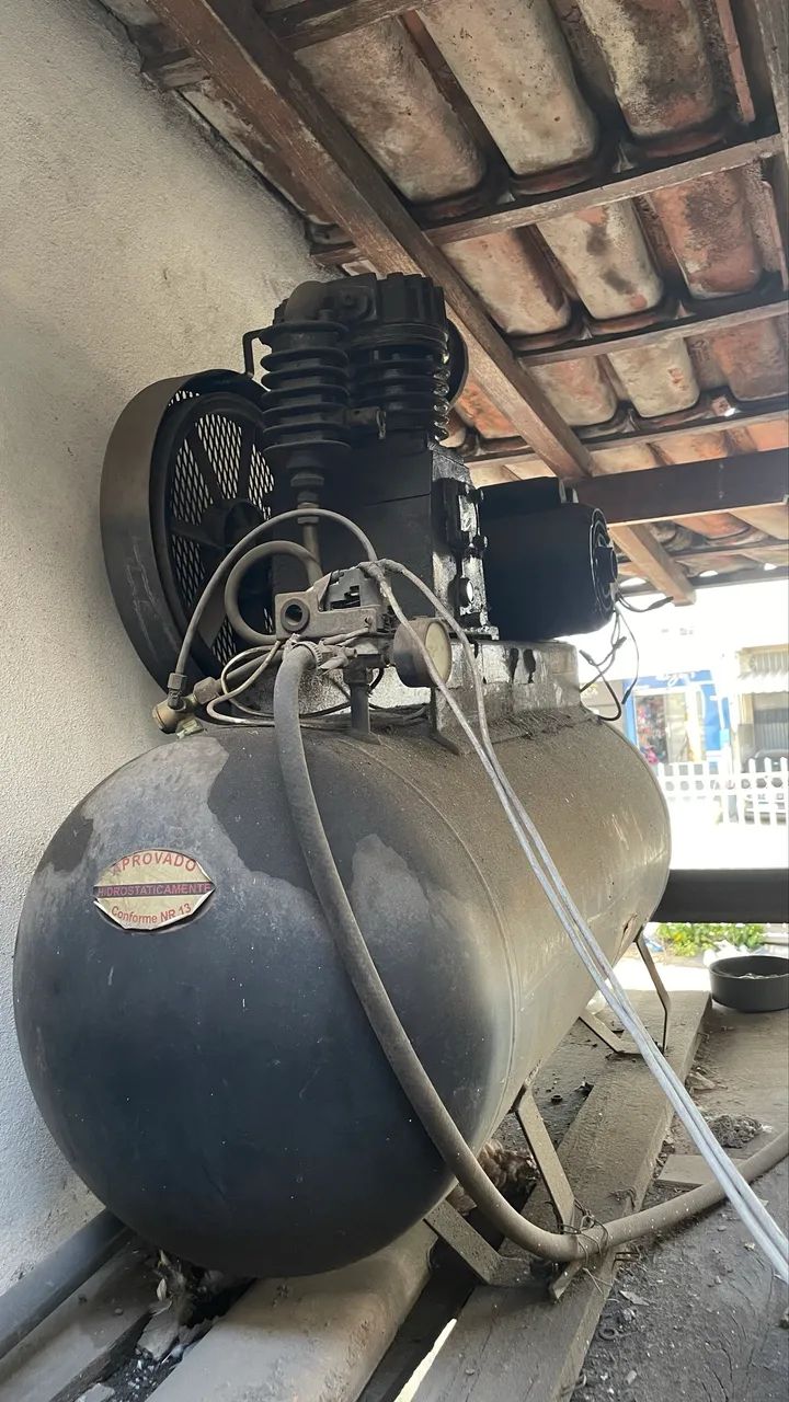 Compressor Profissional Chaperini Linha 140 (110L, 2HP) - Foto 3