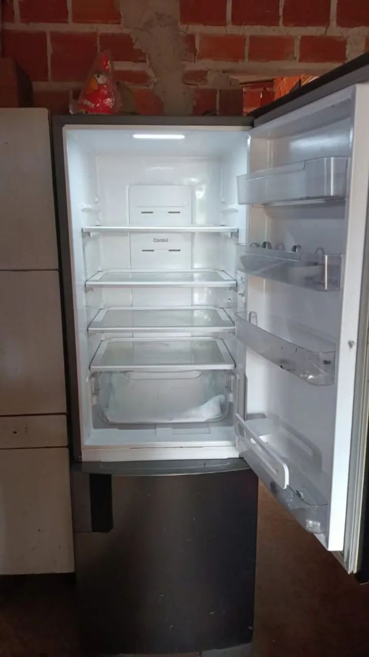 Geladeira com defeito  - Foto 2