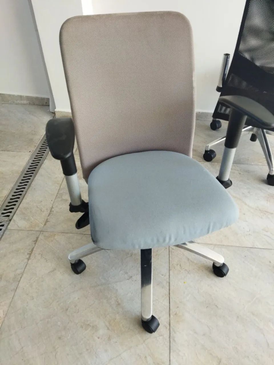 Móveis para escritório (excelente qualidade) - Foto 3