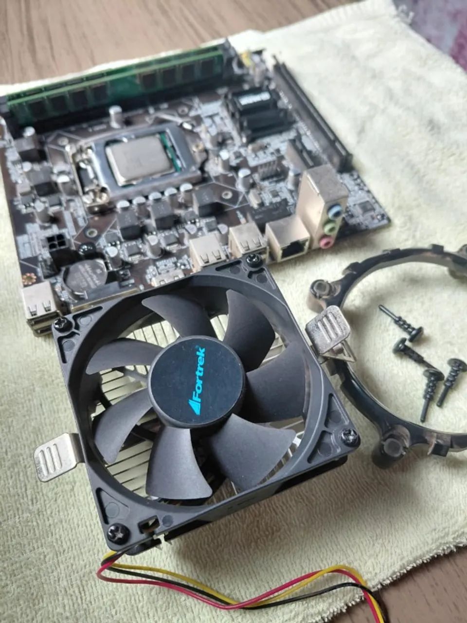 PC Intel Core i5 + 8GB RAM - Completo com Gabinete e Fonte - Foto 4