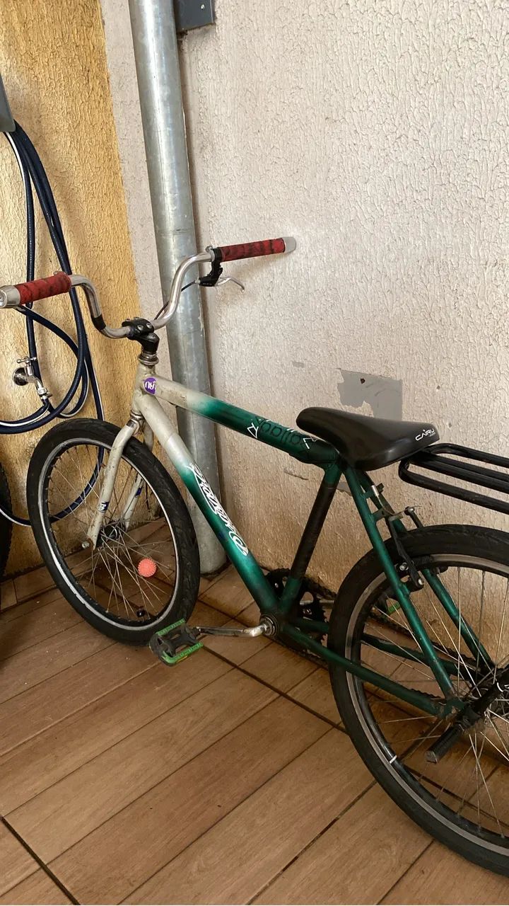 Vende-se bicicleta aro 24 por 400,00 - Foto 2